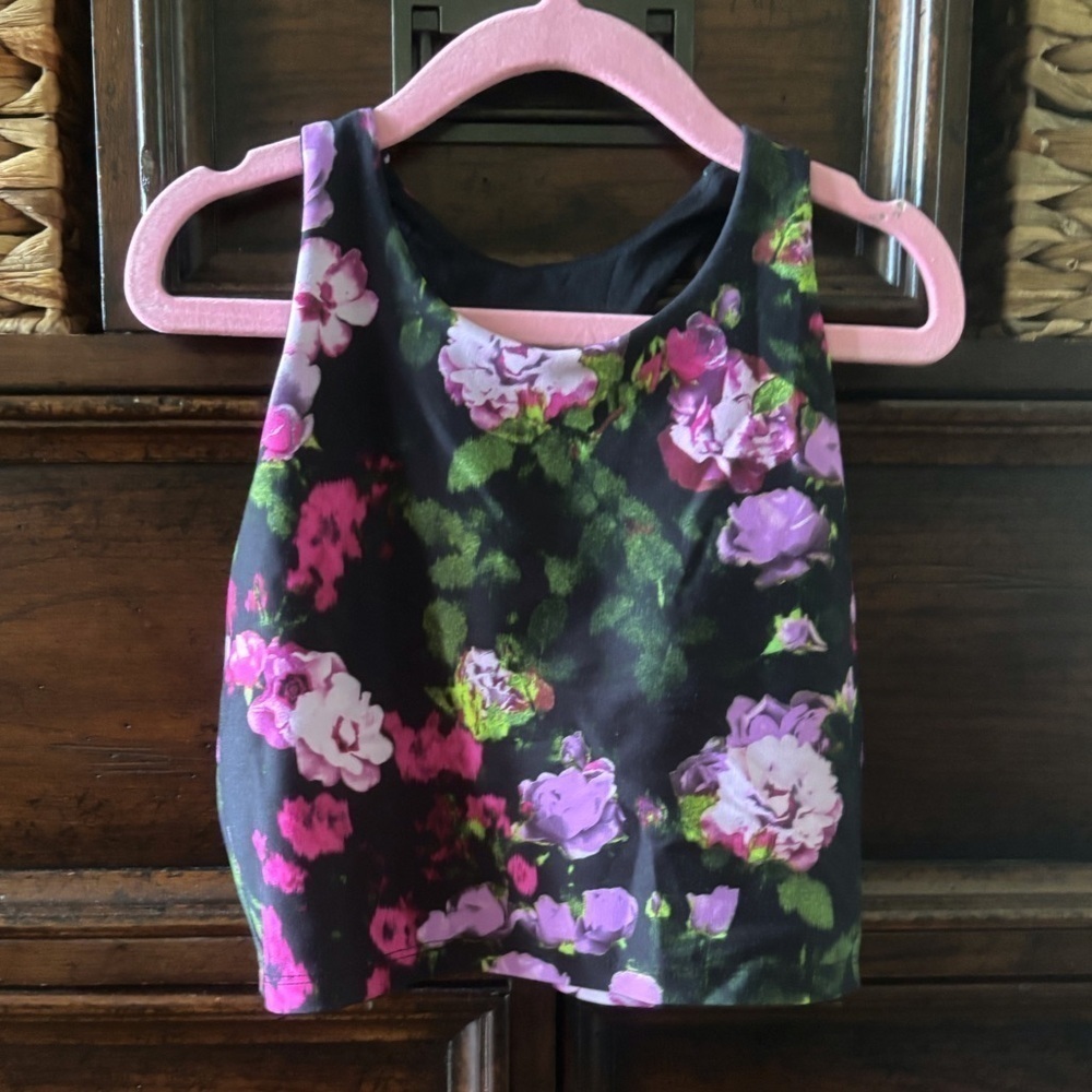 Old Navy Active Powersoft go-dry tank top in size M